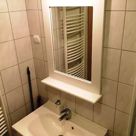 Pod Macesnovo Streho Solčava