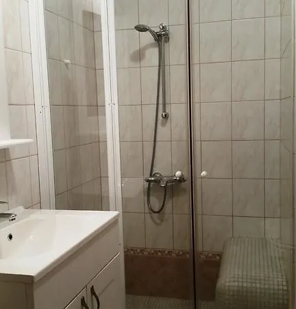 Pod Macesnovo Streho Apartamento