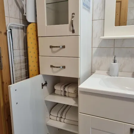 Pod Macesnovo Streho *