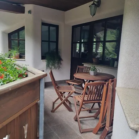 Apartmán Pod Macesnovo Streho *