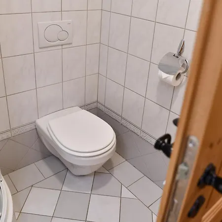 Pod Macesnovo Streho