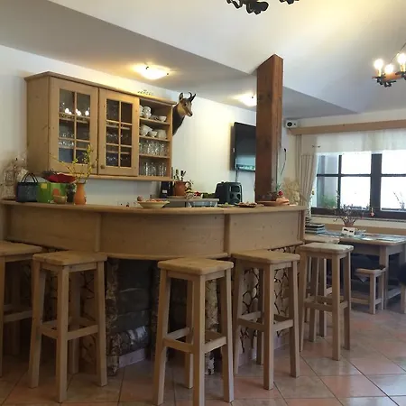 Pod Macesnovo Streho דירה סולצאבה