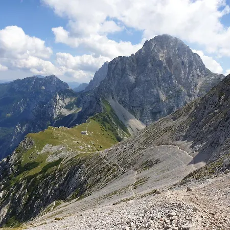 Pod Macesnovo Streho Apartmán Solčava