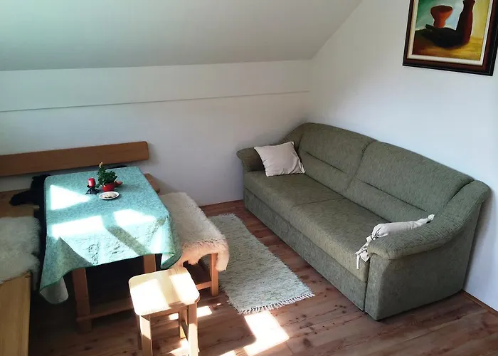 Διαμέρισμα Pod Macesnovo Streho Solčava