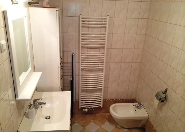 Pod Macesnovo Streho